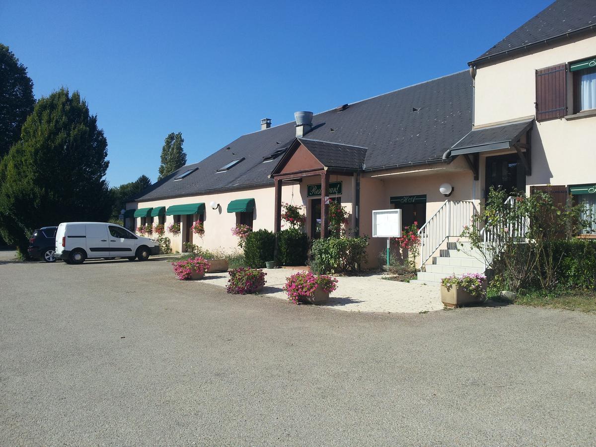 Logis Hotel Restaurant De L'Abbaye Ferrieres-en-Gatinais Exterior foto